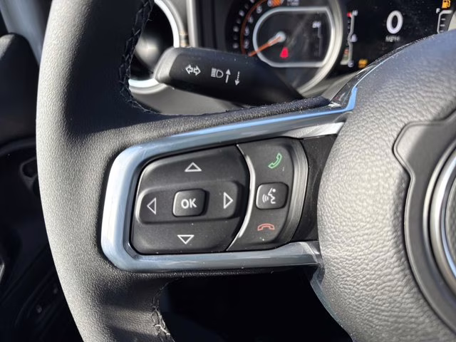 2026 Bright White Clearcoat Jeep Wrangler Sahara 4X4 Convertible