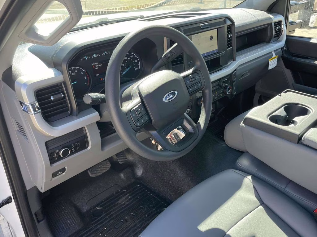 2026 Oxford White Ford Super Duty F-250 SRW XL RWD Truck