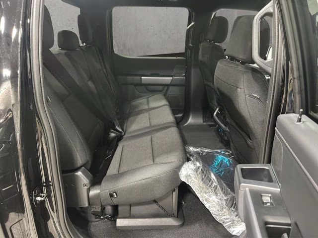 2026 Agate Black Metallic Ford F-150 XLT Black Appearance 4X4 Truck