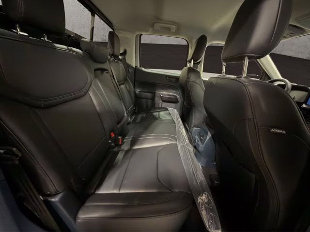 2026 Space White Metallic Ford Maverick Lariat AWD Truck