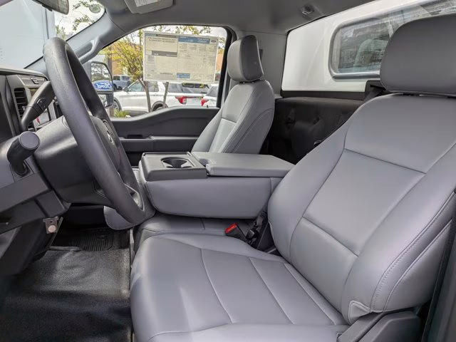 2026 Oxford White Ford Super Duty F-550 DRW XL 4X4 Truck