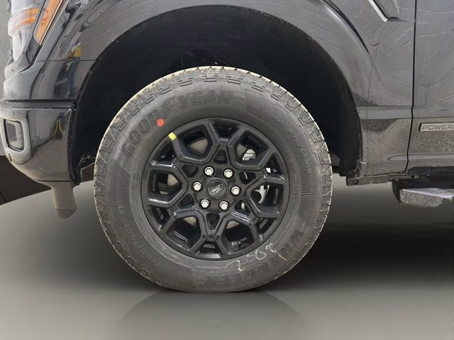 2026 Agate Black Metallic Ford F-150 XLT Black Appearance 4X4 Truck