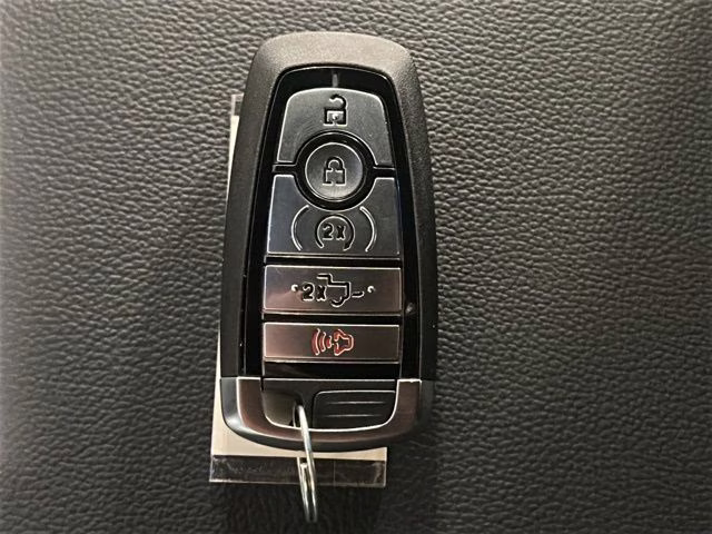 2026 Agate Black Metallic Ford F-150 XLT Black Appearance 4X4 Truck