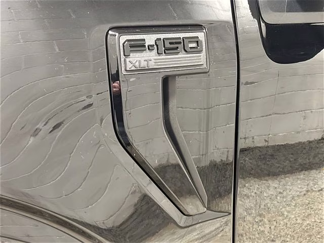 2026 Agate Black Metallic Ford F-150 XLT Black Appearance 4X4 Truck