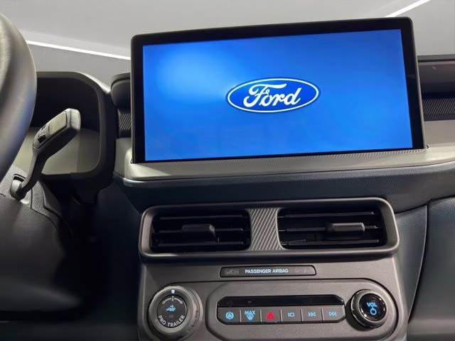 2026 Space White Metallic Ford Maverick Lariat AWD Truck