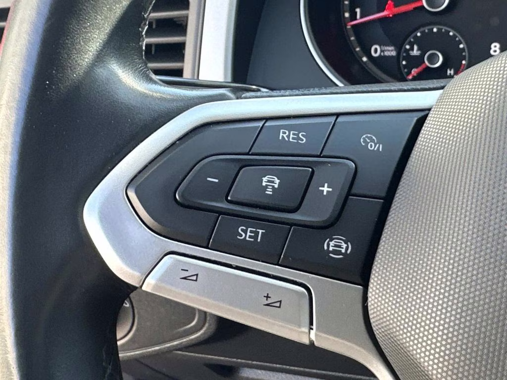 2021 Red Metallic Volkswagen Atlas 3.6L V6 SE w/Technology AWD SUV