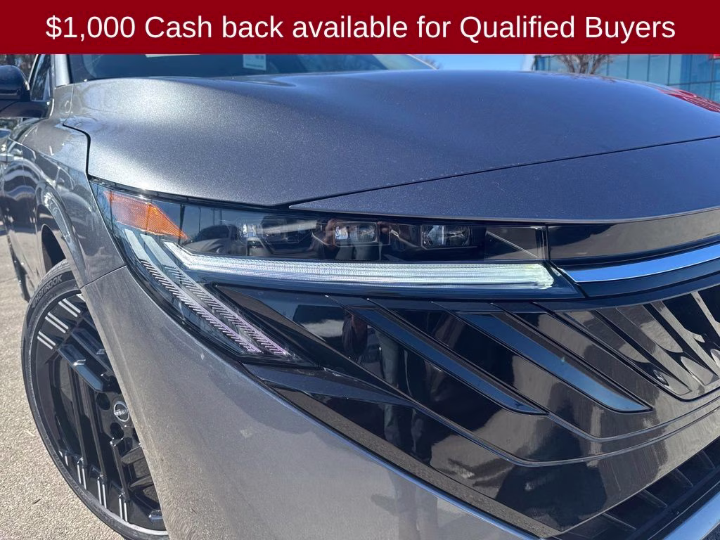 2026 Gun Metallic Nissan Sentra SR FWD Sedan