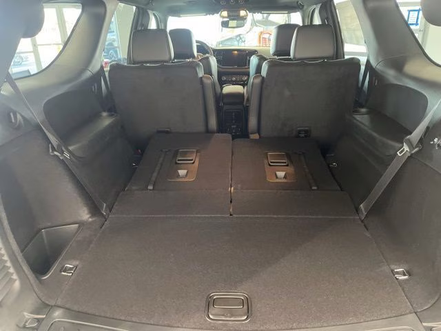 2026 B5 Blue Dodge Durango GT Plus HEMI V8 AWD SUV