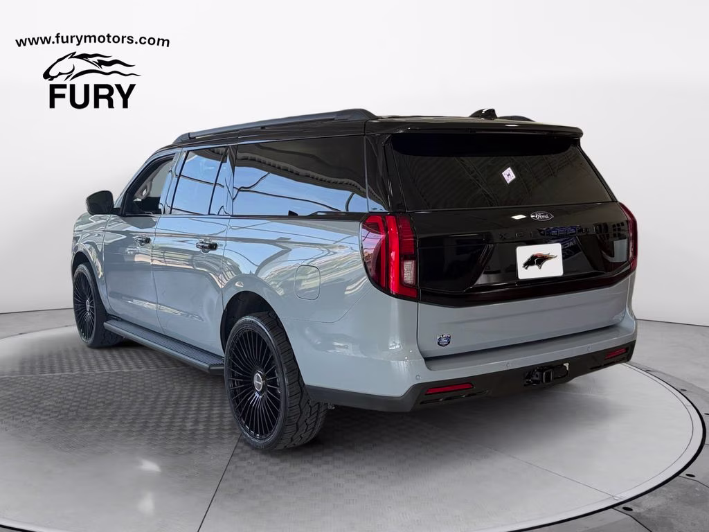 2026 Glacier Gray Metallic Tri-Coat Ford Expedition Max Active w/Black Tuxedo Wrap & 24" Spoke Niche Wheel 4X4 SUV