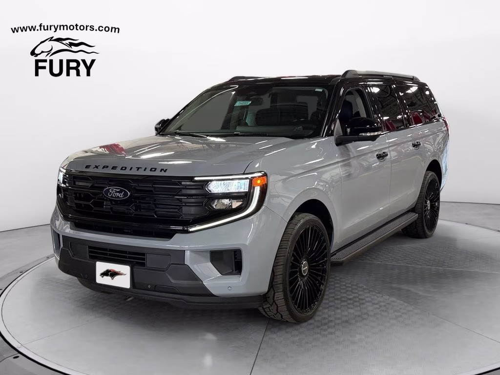 2026 Glacier Gray Metallic Tri-Coat Ford Expedition Max Active w/Black Tuxedo Wrap & 24" Spoke Niche Wheel 4X4 SUV