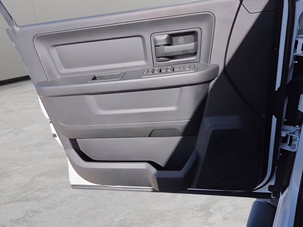 2026 Bright White Clearcoat Ram 2500 Tradesman 4X4 Truck