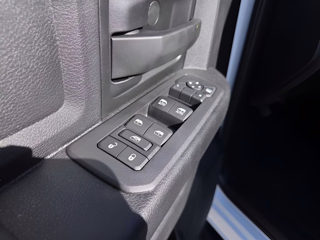 2026 Bright White Clearcoat Ram 2500 Tradesman 4X4 Truck