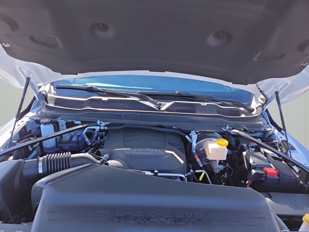 2026 Bright White Clearcoat Ram 2500 Tradesman 4X4 Truck