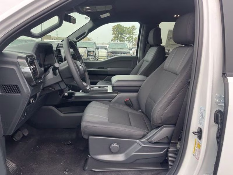2026 Oxford White Ford F-150 STX 4X4 Truck