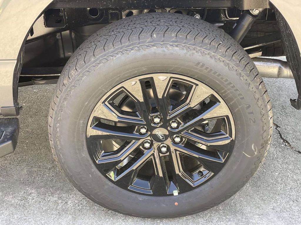 2026 Gray Metallic Ford F-150 Lariat 4X4 Truck