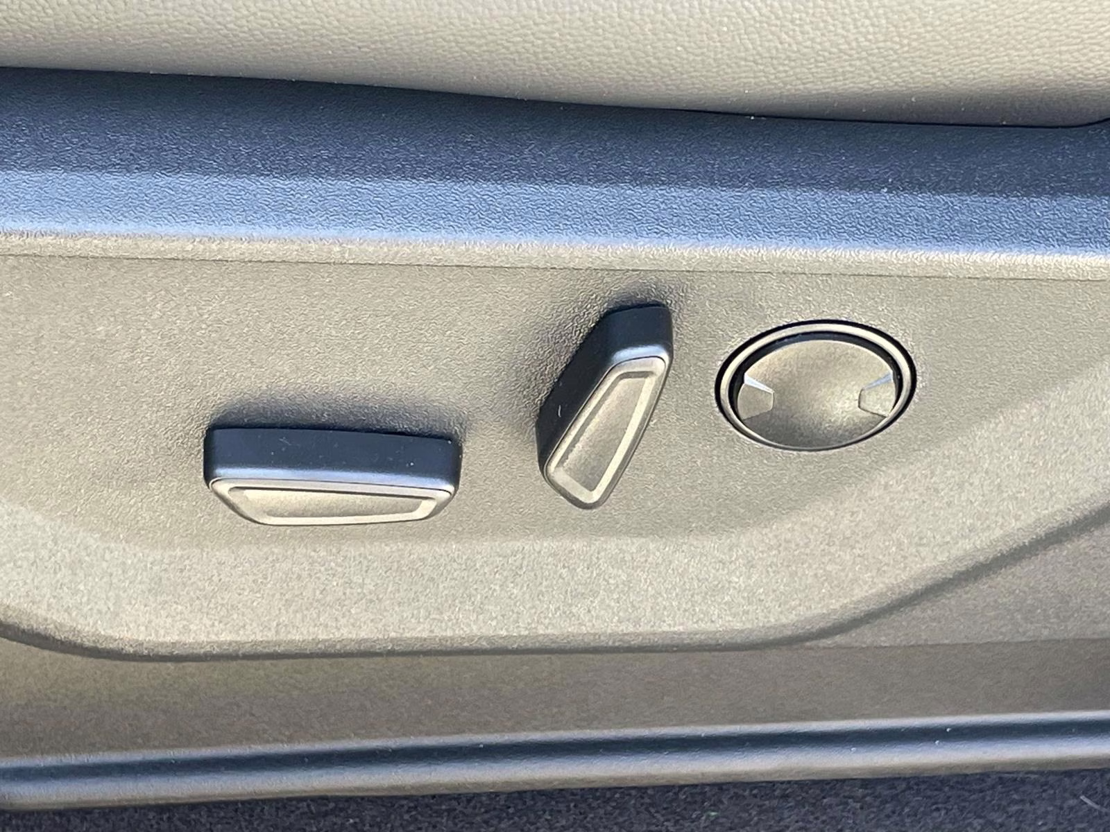 2026 Gray Metallic Ford F-150 Lariat 4X4 Truck