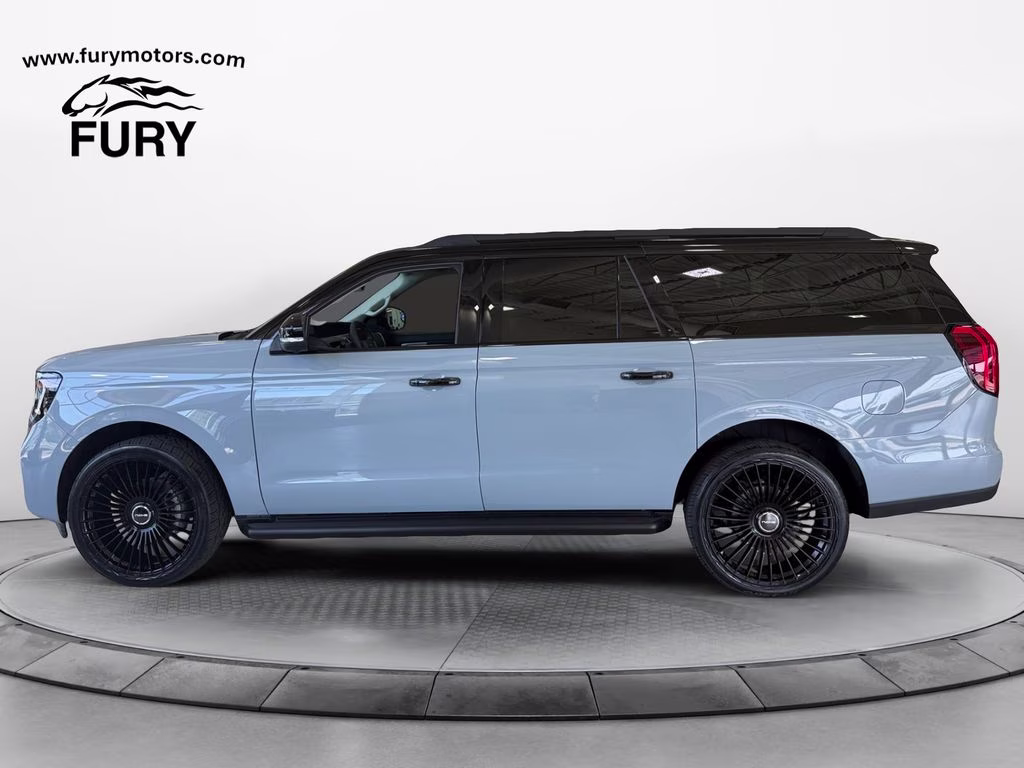 2026 Glacier Gray Metallic Tri-Coat Ford Expedition Max Active w/Black Tuxedo Wrap & 24" Spoke Niche Wheel 4X4 SUV