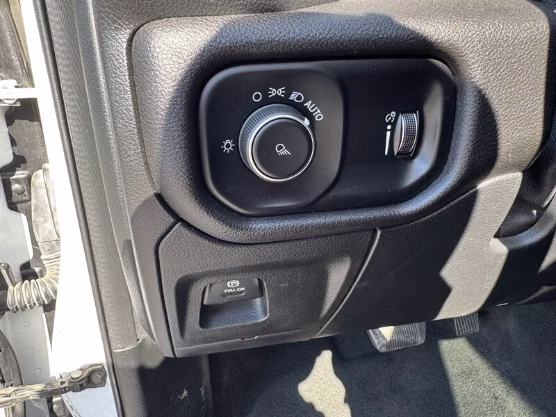 2021 Bright White Clear Coat Ram 1500 Tradesman 4X4 Truck