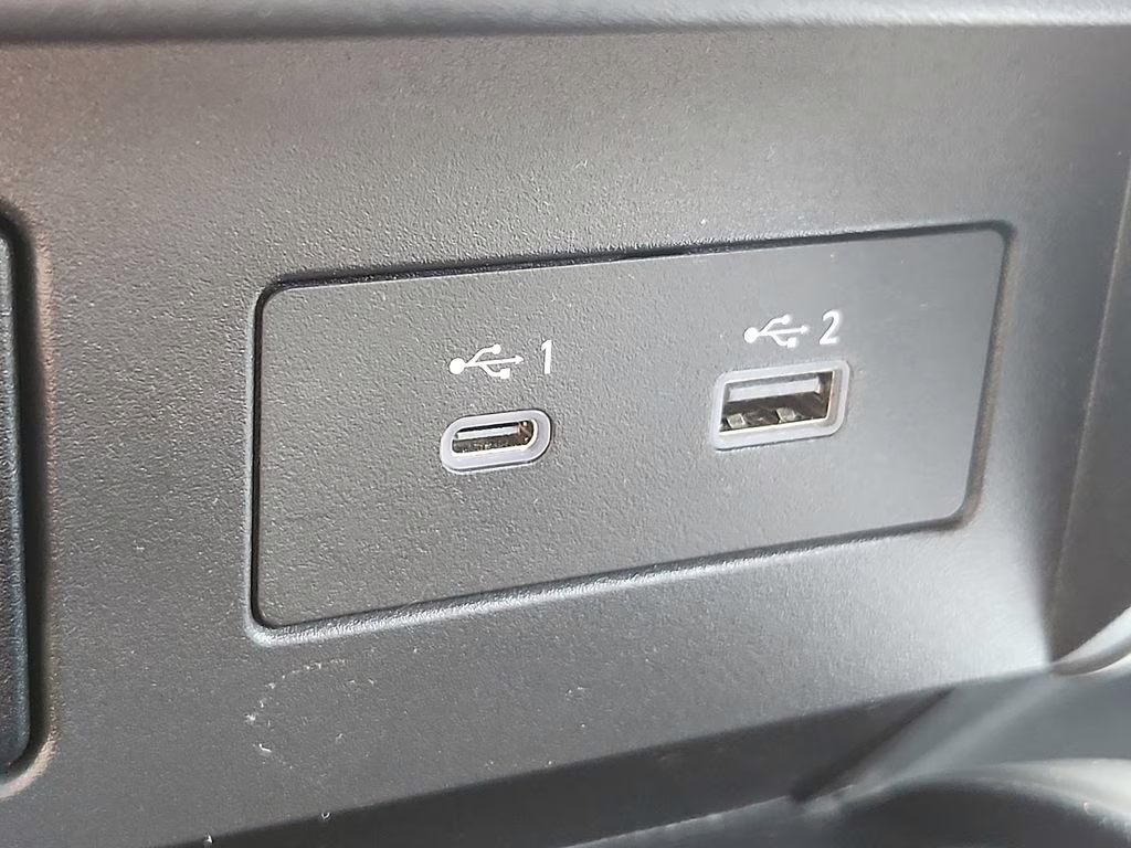 2021 Deep Blue Pearl Metallic Nissan Titan SV 4X4 Truck