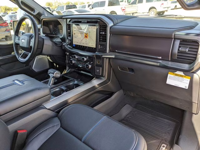 2025 Space White Metallic Ford F-150 Platinum 4X4 Truck