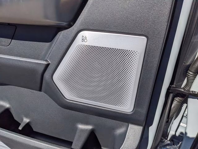 2025 Space White Metallic Ford F-150 Platinum 4X4 Truck