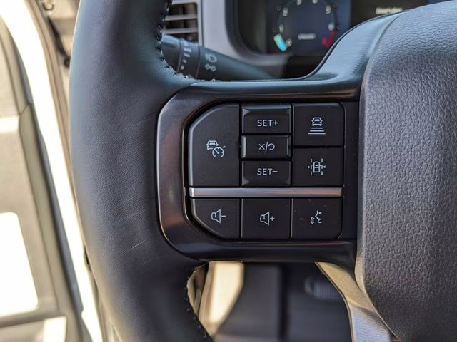 2025 Space White Metallic Ford F-150 Platinum 4X4 Truck