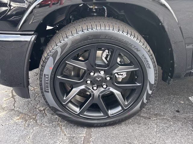 2026 Diamond Black Crystal Pearlcoat Ram 1500 Laramie 4X4 Truck