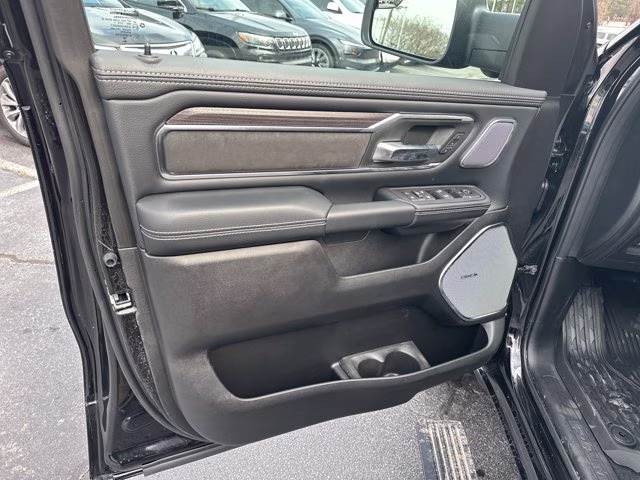 2026 Diamond Black Crystal Pearlcoat Ram 1500 Laramie 4X4 Truck