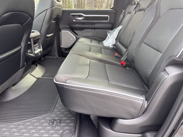 2026 Diamond Black Crystal Pearlcoat Ram 1500 Laramie 4X4 Truck