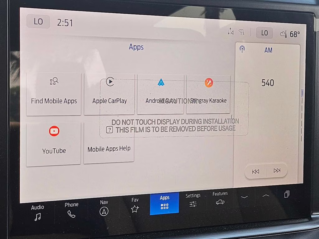 2026 Oxford White Ford Super Duty F-250 SRW Lariat 4X4 Truck