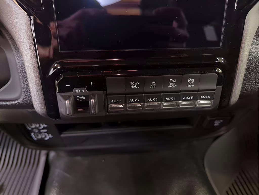 2026 Bright White Clearcoat Ram 2500 Tradesman 4X4 Truck