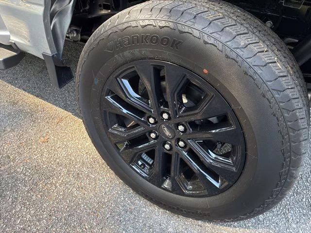 2026 Iconic Silver Metallic Ford F-150 Lariat 4X4 Truck