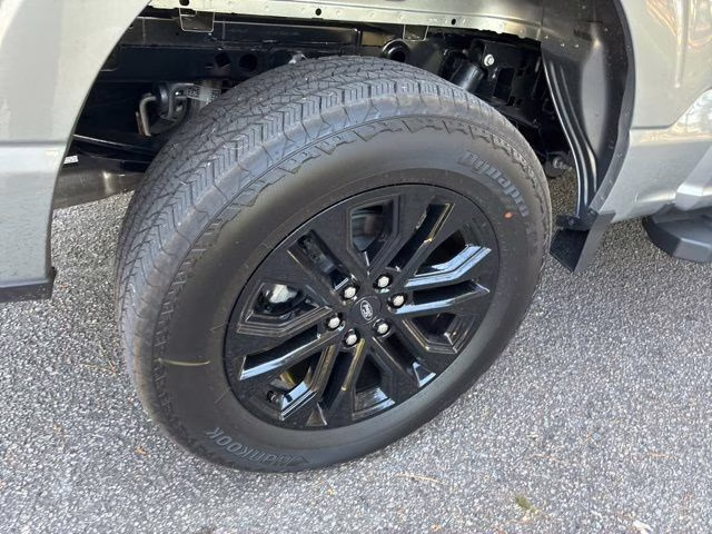 2026 Iconic Silver Metallic Ford F-150 Lariat 4X4 Truck