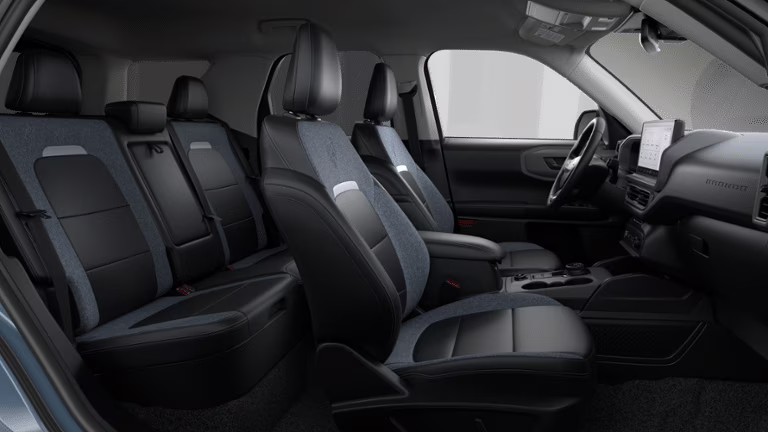 2026 Azure Gray Metallic Tri-Coat Ford Bronco Sport Outer Banks 4X4 SUV