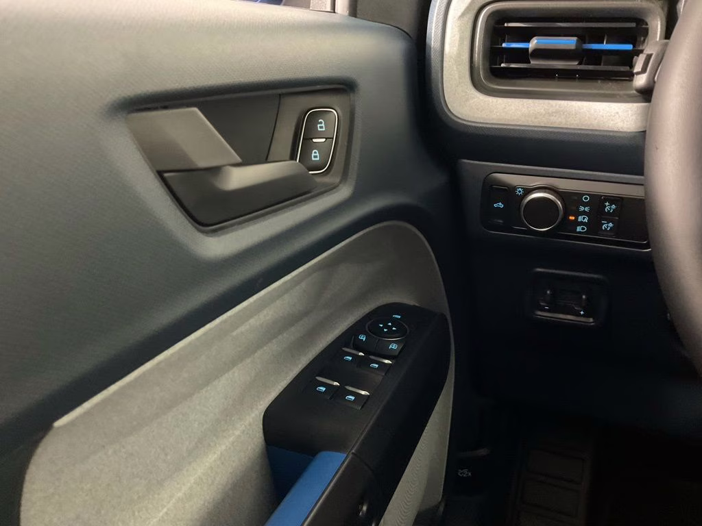 2026 Blue Ford Maverick XLT AWD Truck