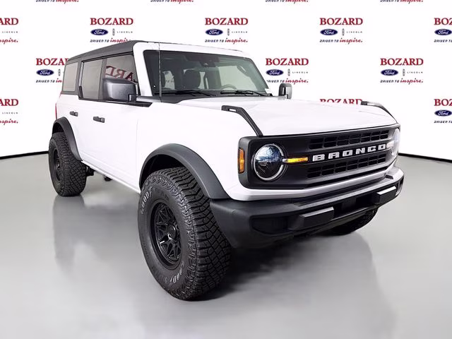 2026 Oxford White Ford Bronco Base 4X4 SUV