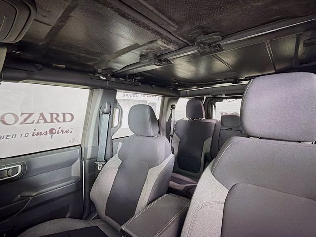 2026 Oxford White Ford Bronco Base 4X4 SUV
