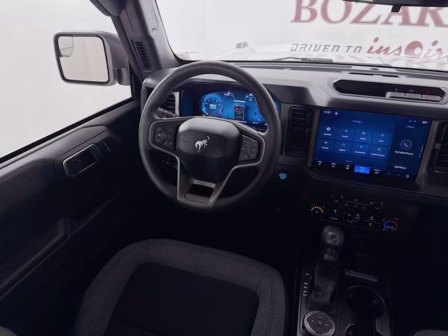 2026 Oxford White Ford Bronco Base 4X4 SUV