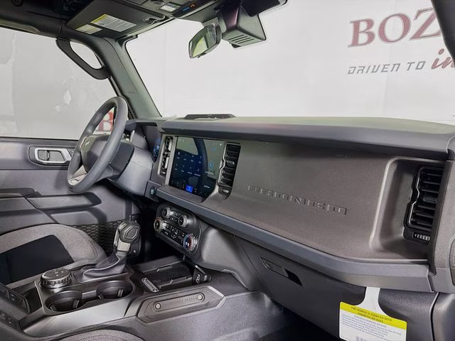 2026 Oxford White Ford Bronco Base 4X4 SUV