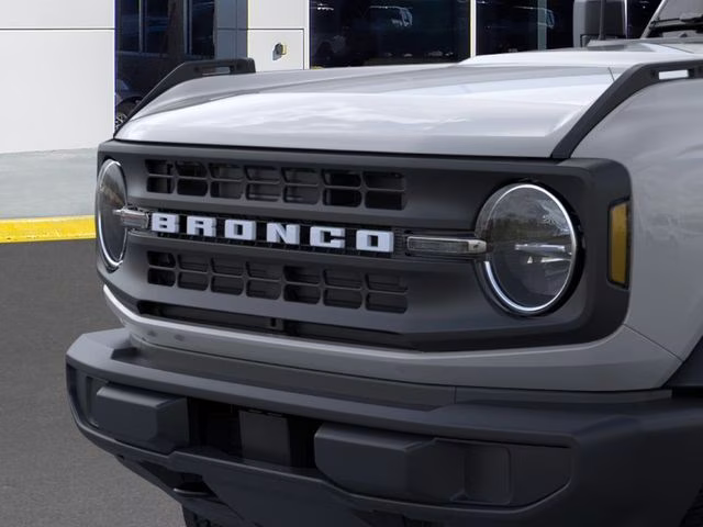 2026 Avalanche Gray Ford Bronco Base 4X4 SUV