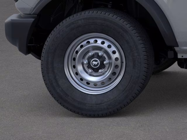2026 Avalanche Gray Ford Bronco Base 4X4 SUV