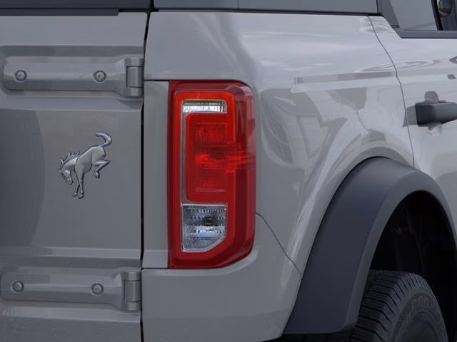 2026 Avalanche Gray Ford Bronco Base 4X4 SUV