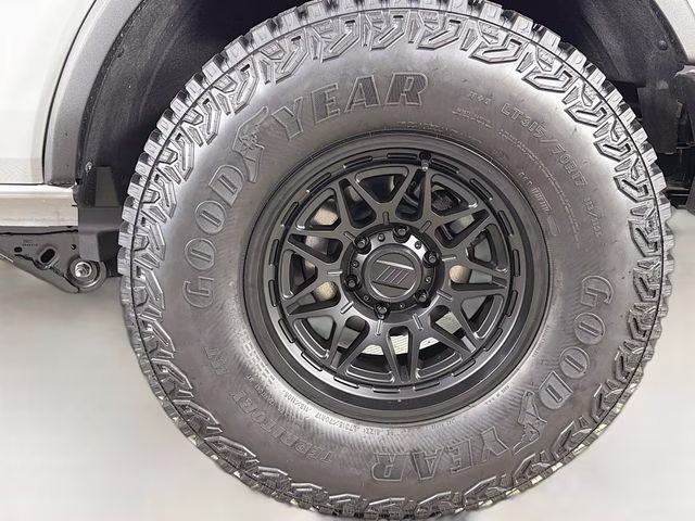 2026 Avalanche Gray Ford Bronco Base Bozard Built 4X4 SUV