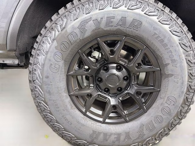 2026 Carbonized Gray Metallic Ford Bronco Base 4X4 SUV