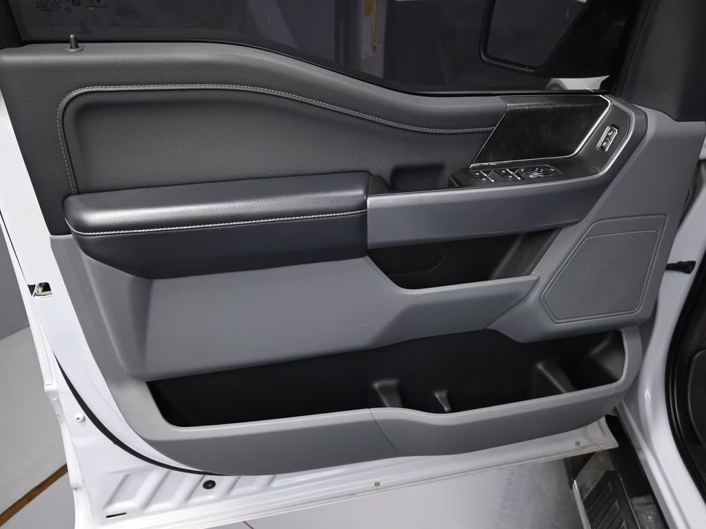 2022 White Metallic Ford F-150 XLT 4X4 Truck