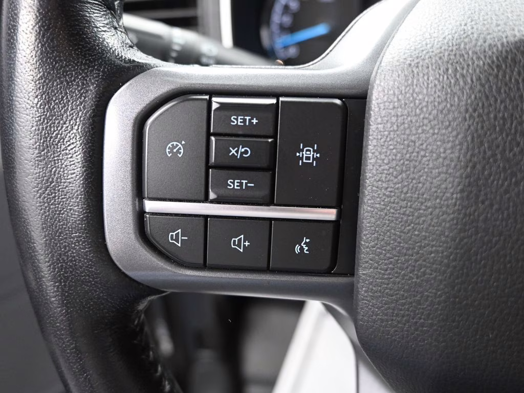 2022 White Metallic Ford F-150 XLT 4X4 Truck