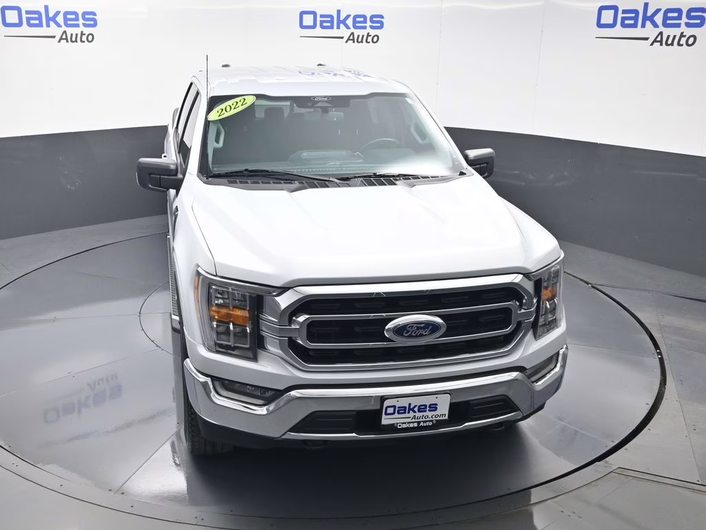 2022 White Metallic Ford F-150 XLT 4X4 Truck