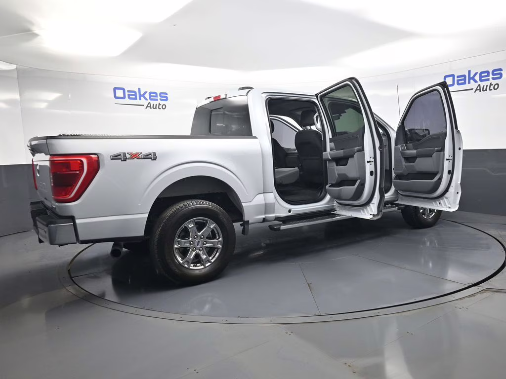 2022 White Metallic Ford F-150 XLT 4X4 Truck