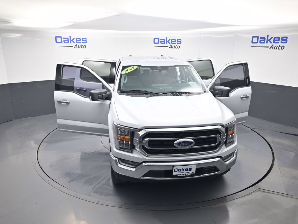 2022 White Metallic Ford F-150 XLT 4X4 Truck