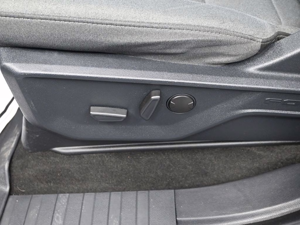 2022 White Metallic Ford F-150 XLT 4X4 Truck